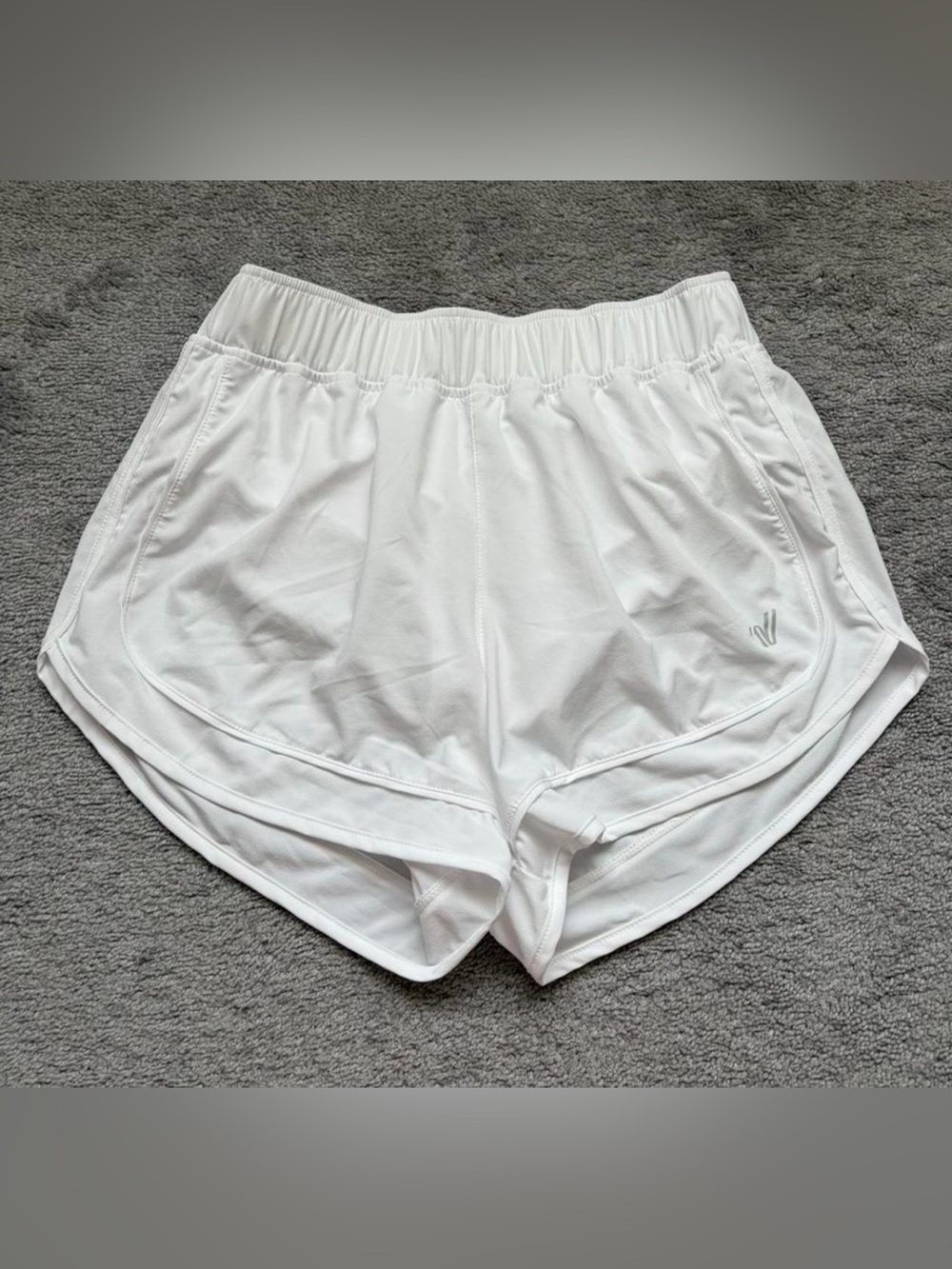 Varsity Brand Flowy White Athletic Shorts with Elastic Waistband Size Small